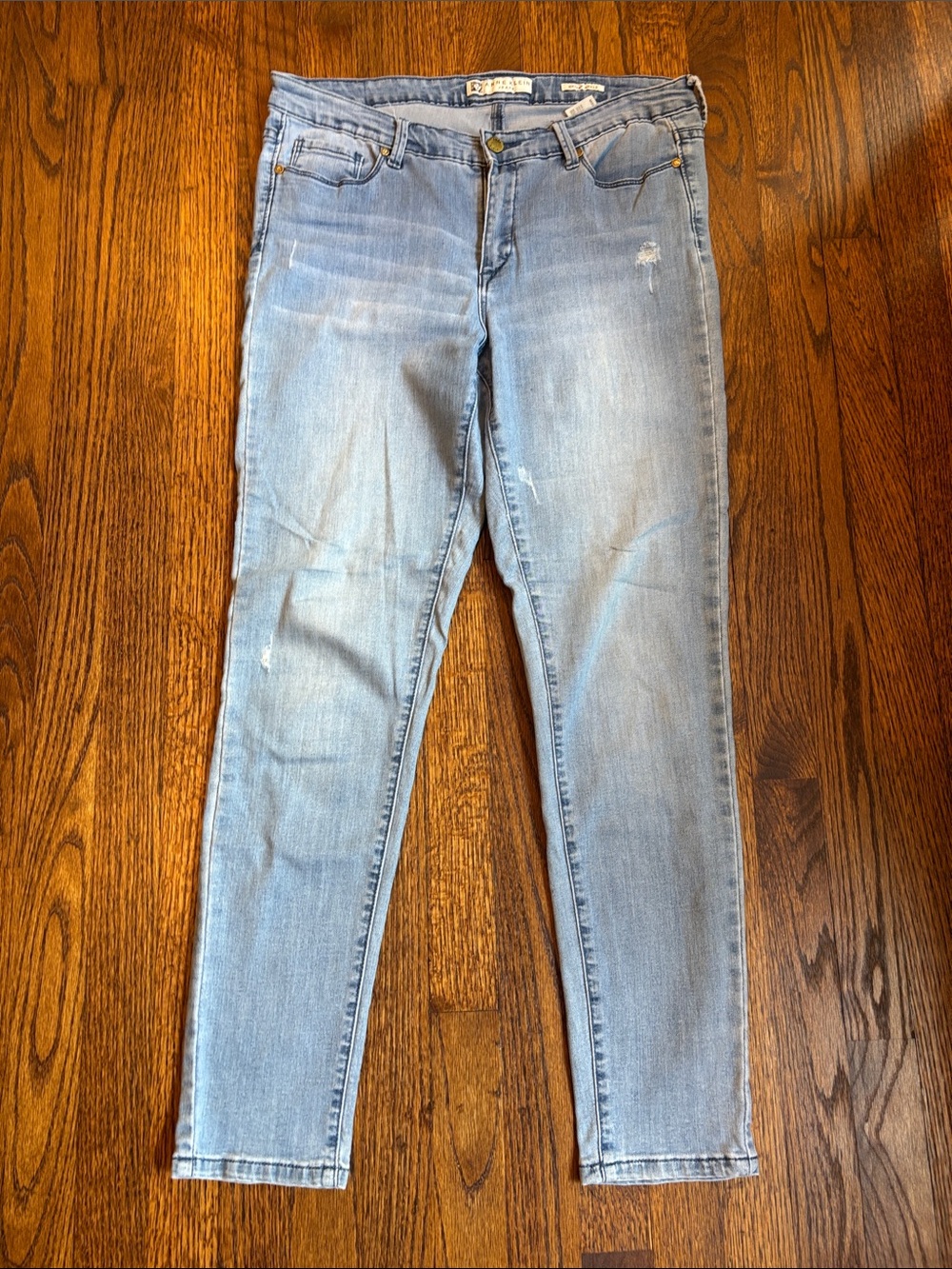 Anne Klein Skinny Ankle Distressed Jeans Size 8